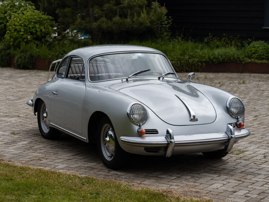 27536058-5.jpg