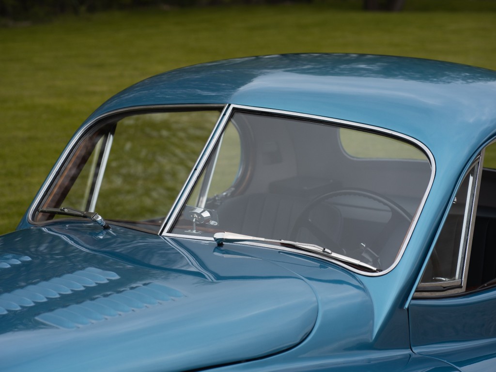 33116016-8.jpg
