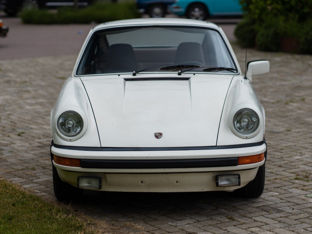 33879749-3.jpg