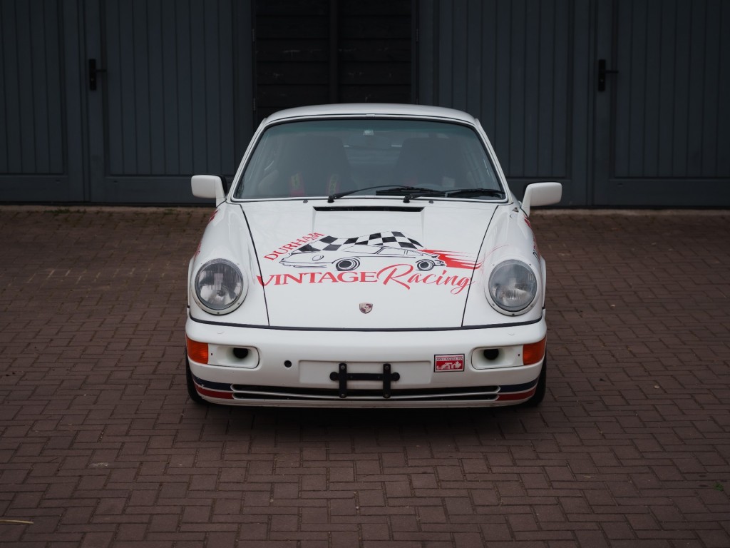 43254093-2.jpg