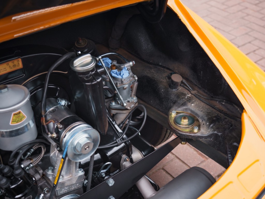 44131548-16.jpg