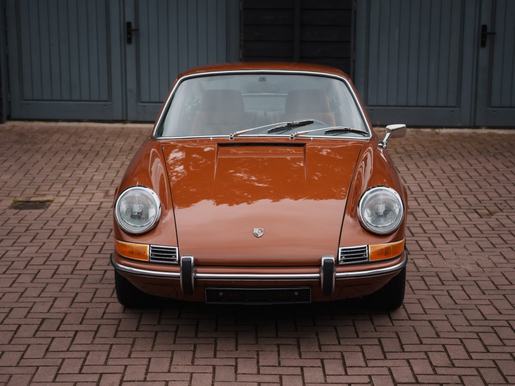 45300245-2.jpg