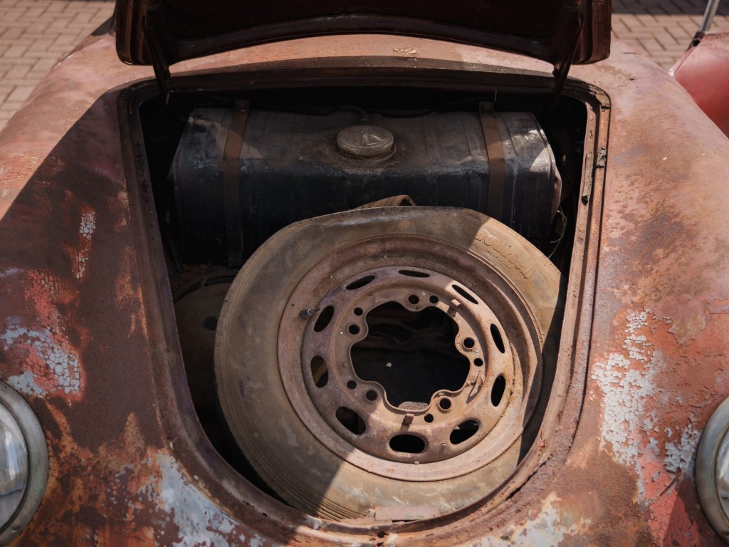 45378017-27.jpg