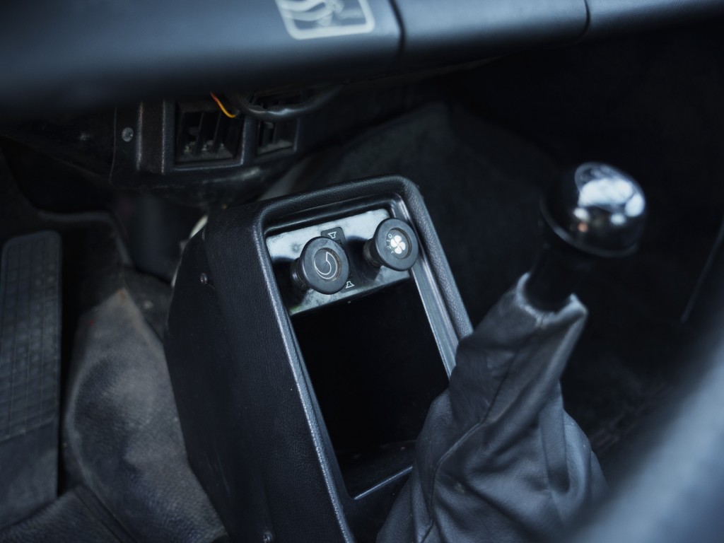 46104457-10.jpg