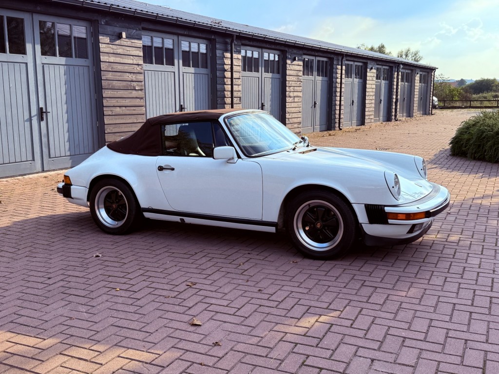 47986348-3.jpg