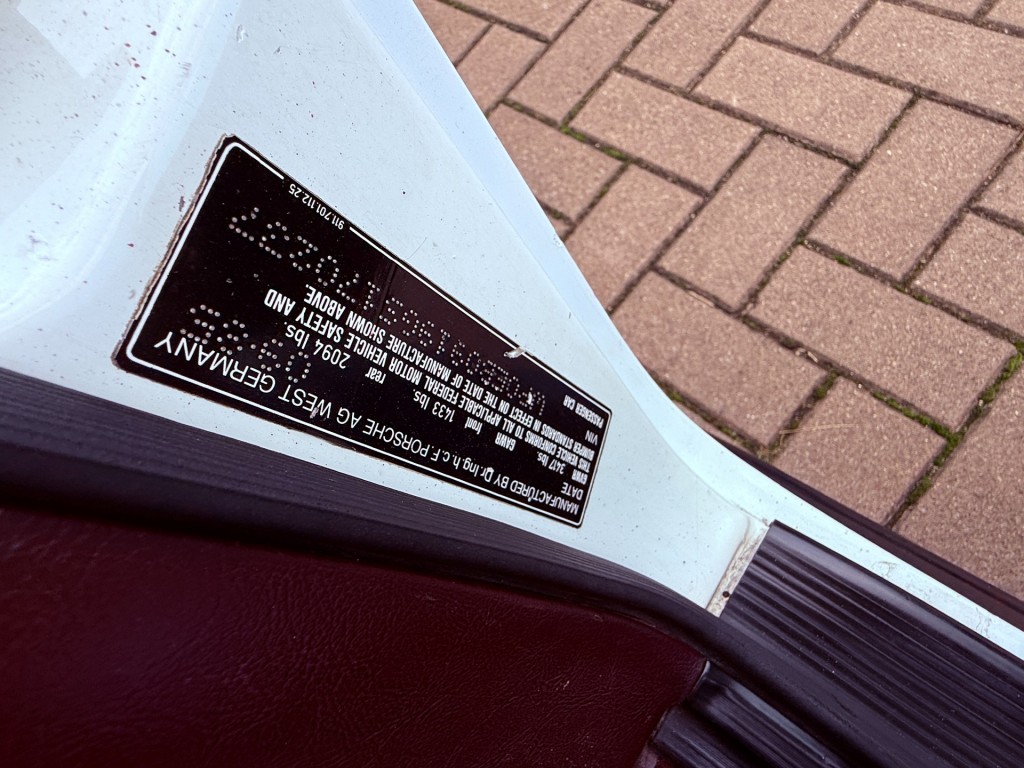 47986348-38.jpg
