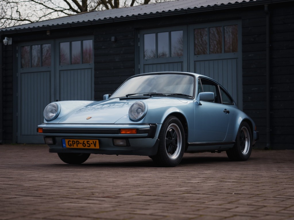 51783079